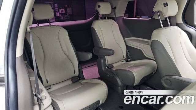 Kia Carnival 2021 — Şəkil 12/20