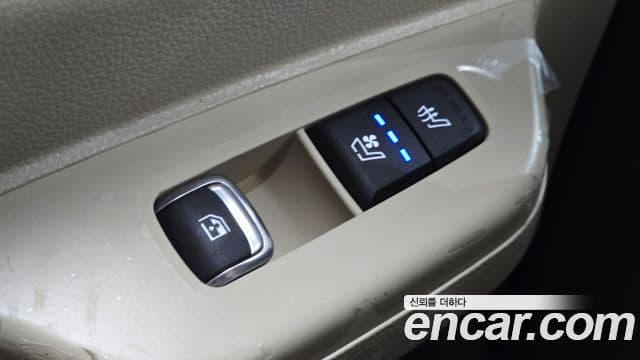 Kia Carnival 2026 — Photo 25/33