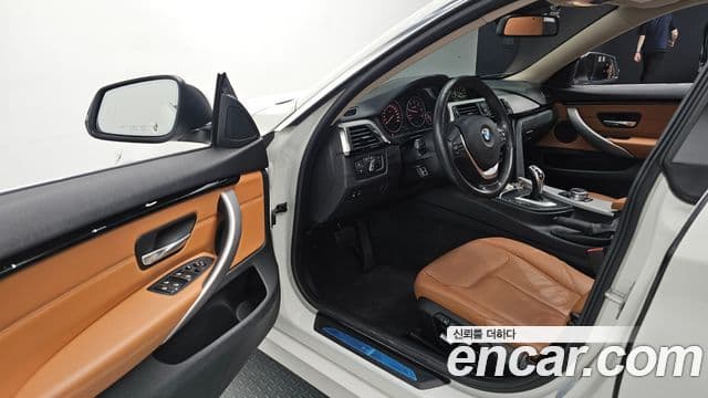 BMW 4 Series 2018 — ფოტო 12/20