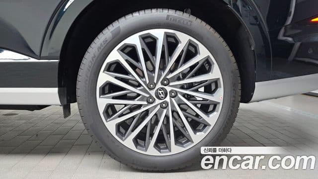 Hyundai Palisade 2025 — Photo 28/35