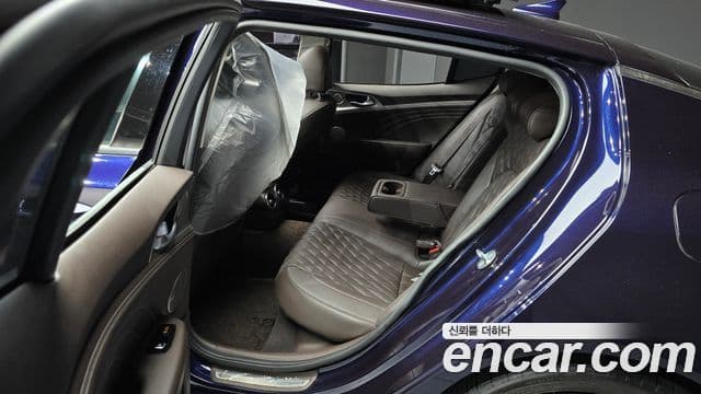 Kia Stinger 2022 — Şəkil 12/20