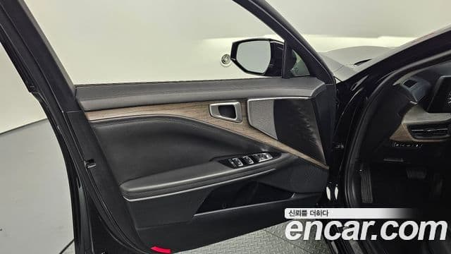 Kia K8 2024 — Photo 12/30