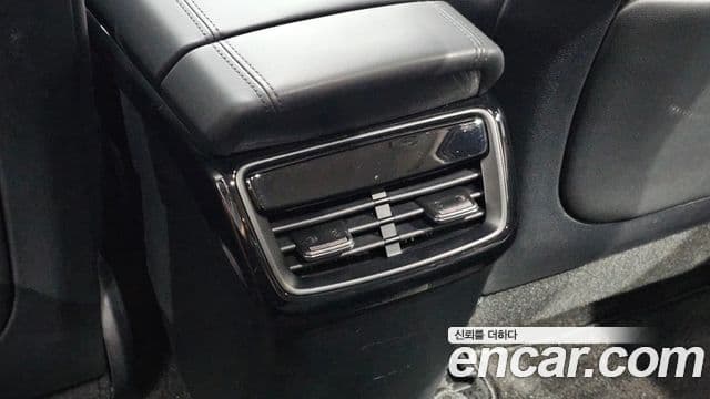 Kia K8 2024 — Photo 25/30