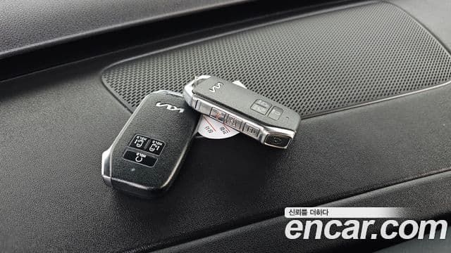 Kia Carnival 2022 — Фото 16/20