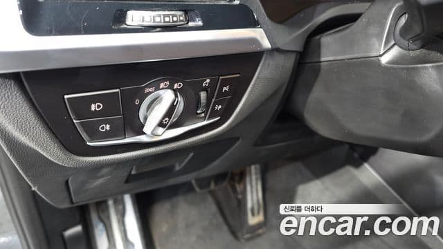 BMW X3 2021 — ფოტო 20/20
