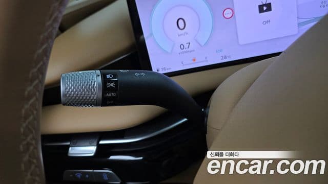 Genesis G80 2025 — Şəkil 31/33