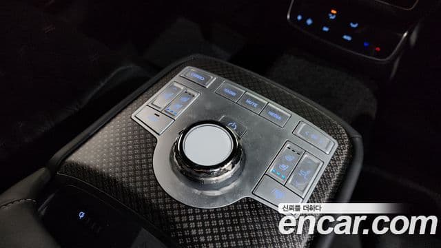 Genesis Electrified G80 2024 — Şəkil 16/20
