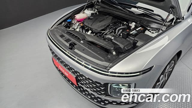 Hyundai Grandeur 2023 — ფოტო 6/20