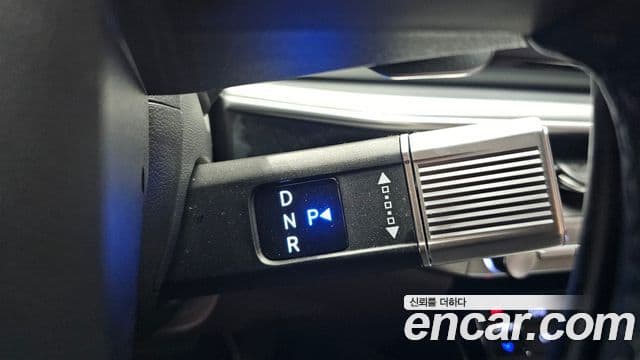 Hyundai Grandeur 2023 — ფოტო 9/20