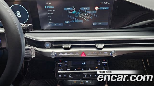 Hyundai Grandeur 2023 — ფოტო 14/20