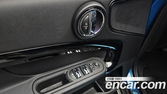 Mini Cooper Countryman 2022 — Photo 6/34
