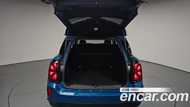 Mini Cooper Countryman 2022 — Photo 27/34