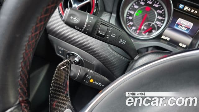 Mercedes-Benz A-Class 2018 — Şəkil 19/20
