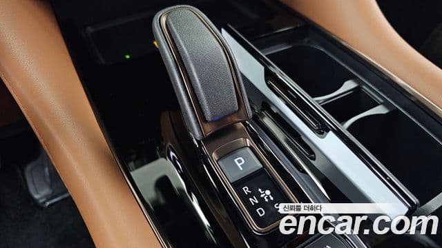 Toyota Alphard 2024 — Şəkil 9/20