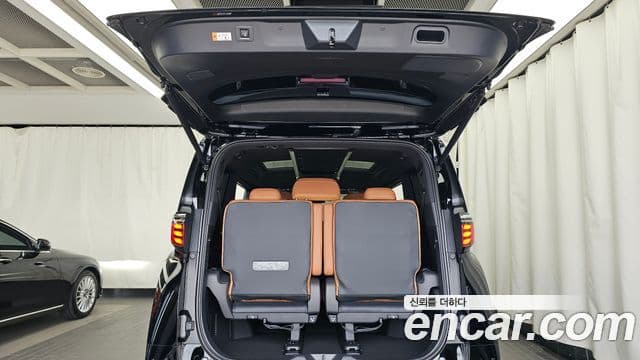 Toyota Alphard 2024 — Photo 31/38