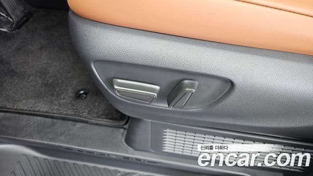 Toyota Alphard 2024 — Photo 18/38