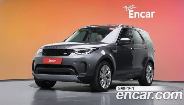 Land Rover Discovery 5 2019 — ფოტო 1/20