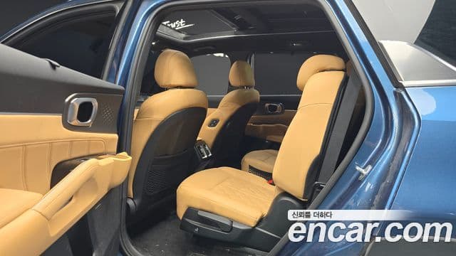 Kia Sorento 2021 — Фото 12/20