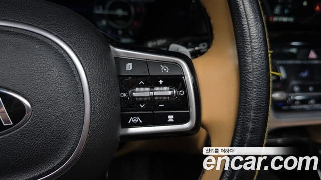 Kia Sorento 2021 — Фото 15/20