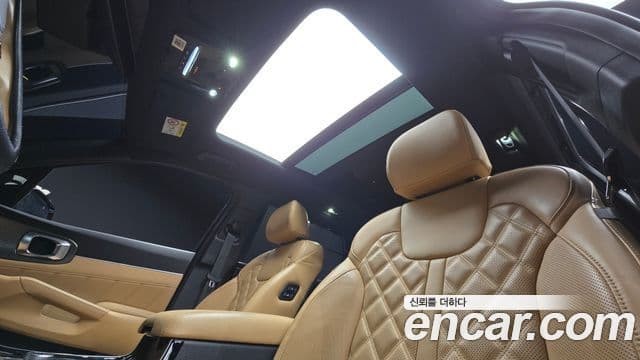 Kia Sorento 2021 — Фото 18/20
