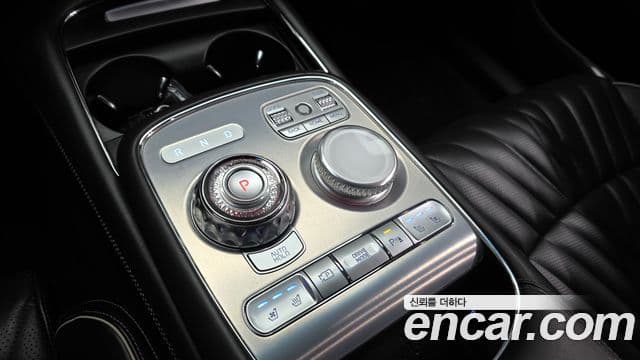 Genesis G90 2022 — Şəkil 9/20