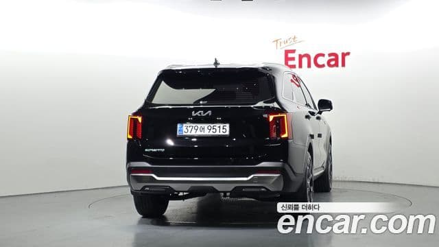 Kia Sorento 2023 — Şəkil 4/20