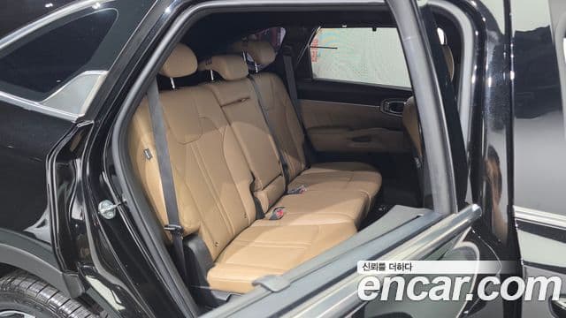 Kia Sorento 2023 — Şəkil 12/20