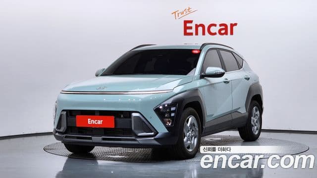 Hyundai Kona 2023 — ფოტო 1/20