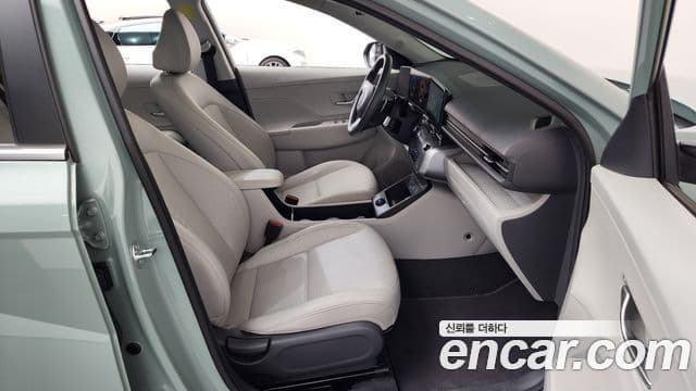 Hyundai Kona 2023 — ფოტო 11/20