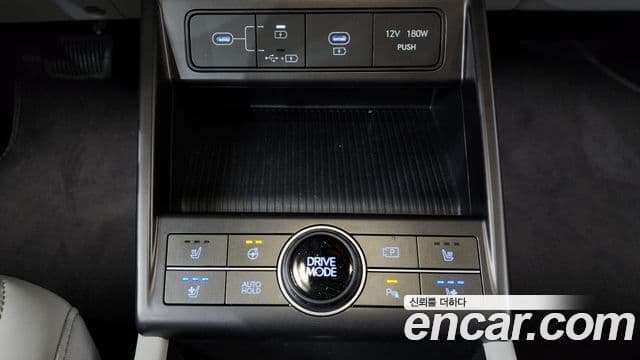 Hyundai Kona 2023 — ფოტო 18/20