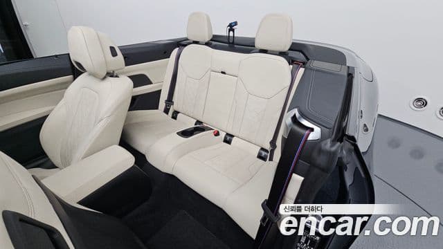 BMW 4 Series 2024 — Photo 18/32