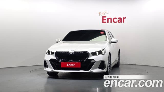 BMW 5 Series 2025 — ფოტო 3/20