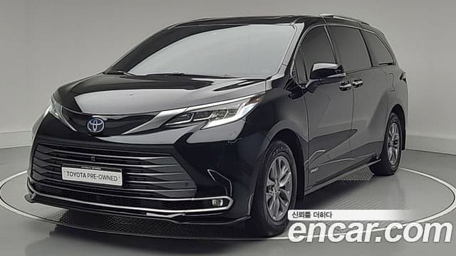Toyota Sienna 2021 — ფოტო 19/19