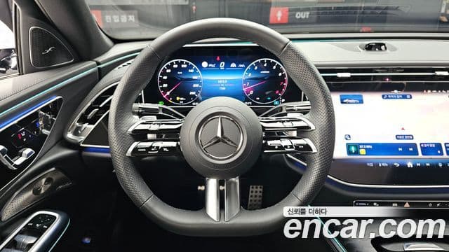 Mercedes-Benz E-Class 2024 — Фото 13/20