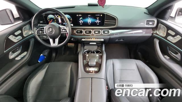 Mercedes-Benz GLE-Class 2021 — Şəkil 7/20
