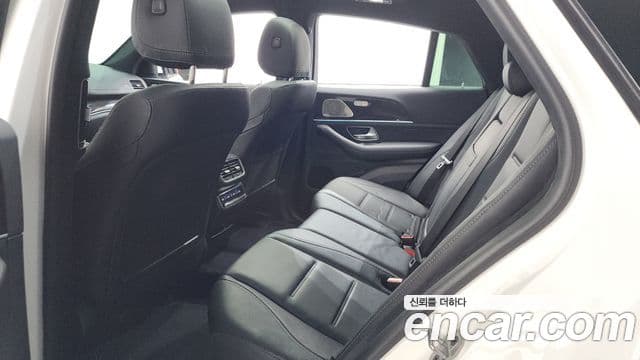 Mercedes-Benz GLE-Class 2021 — Şəkil 11/20