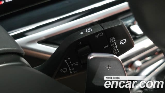 BMW X5 2025 — Photo 16/36