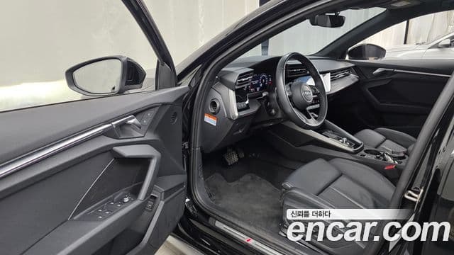 Audi A3 2023 — Şəkil 10/20