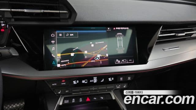 Audi A3 2023 — Şəkil 13/20