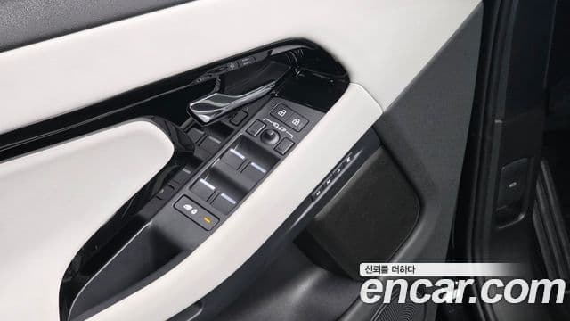 Land Rover Range Rover Evoque 2025 — Şəkil 16/20