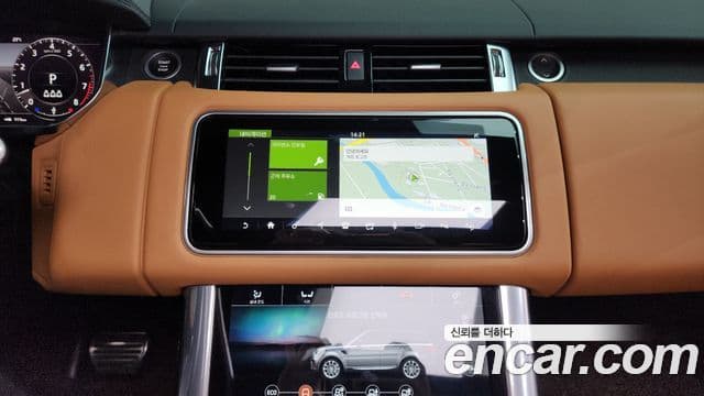 Land Rover Range Rover Sport 2020 — ფოტო 13/20