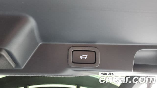Land Rover Range Rover Sport 2020 — ფოტო 19/20