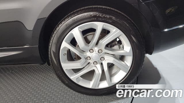 Land Rover Range Rover Sport 2020 — ფოტო 23/38