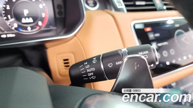 Land Rover Range Rover Sport 2020 — ფოტო 20/38