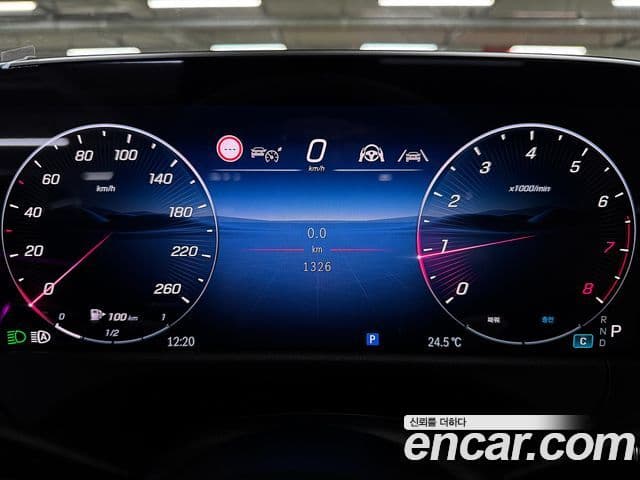 Mercedes-Benz E-Class 2025 — Фото 11/20