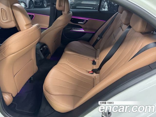 Mercedes-Benz E-Class 2025 — Фото 17/20