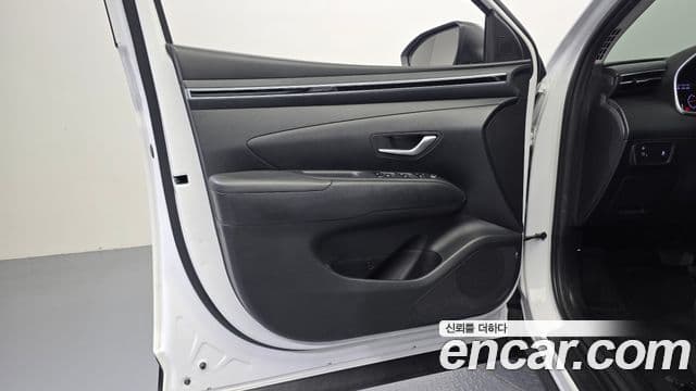 Hyundai Tucson Hybrid 2023 — Photo 5/30