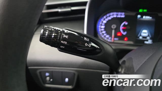 Hyundai Tucson Hybrid 2023 — Photo 21/30