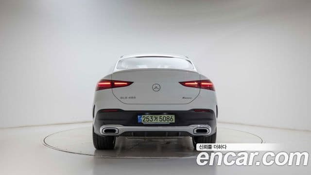 Mercedes-Benz GLE-Class 2025 — Фото 4/17