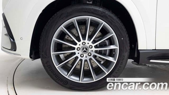 Mercedes-Benz GLE-Class 2025 — Фото 5/17